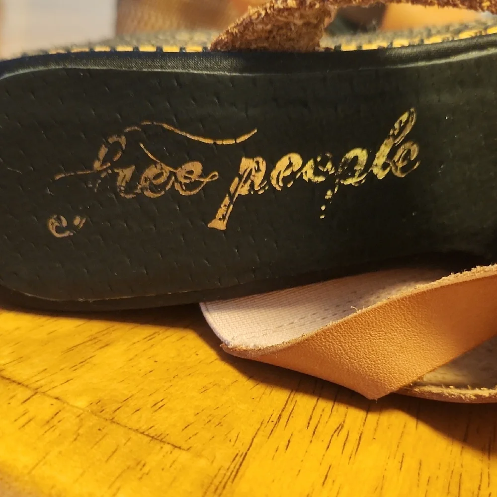 Free People Tan Platform Sandals - Picture 2 of 12